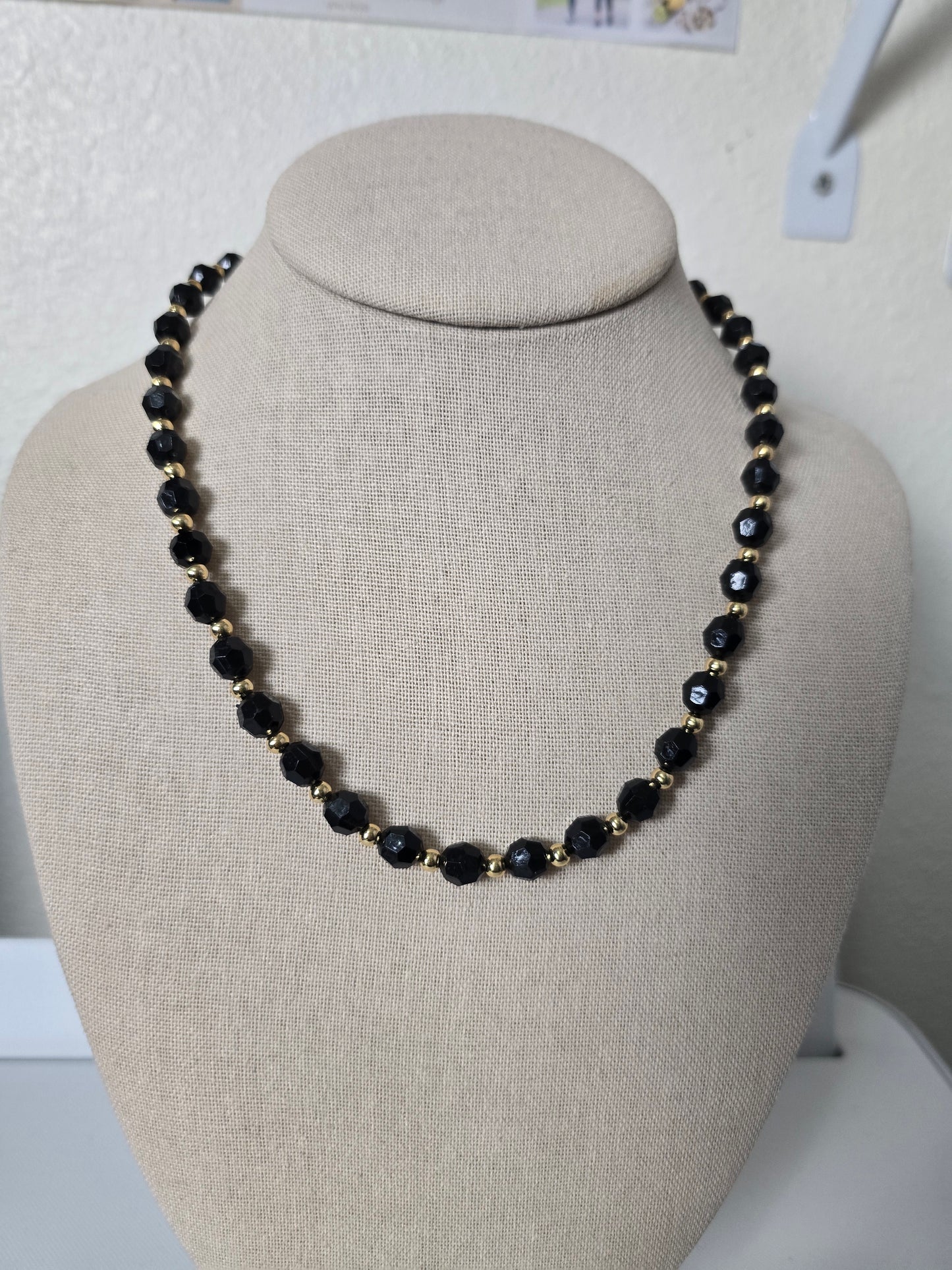 NECKLACE VICKY
