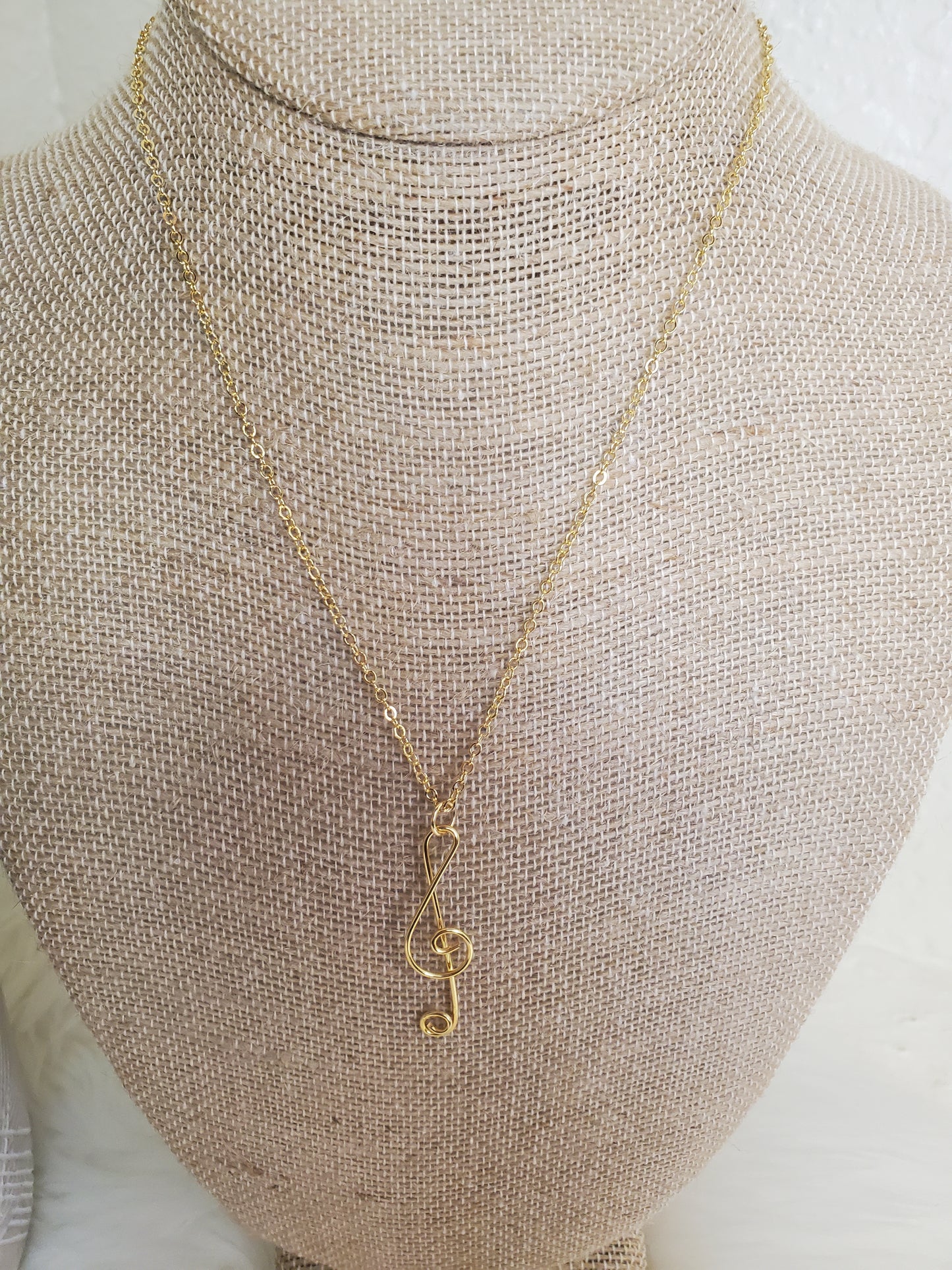 MUSIC NOTE CHAIN